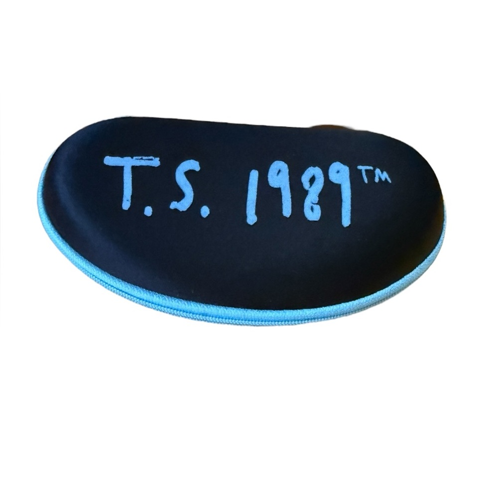 Taylor Swift “1989” Eyeglass/Sunglass Hard Shell Case – Blue & Black - Picture 5 of 5